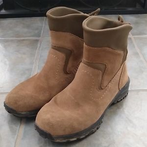 L.L. Bean Womens Boots Suede Thinsulate Slip On 8M